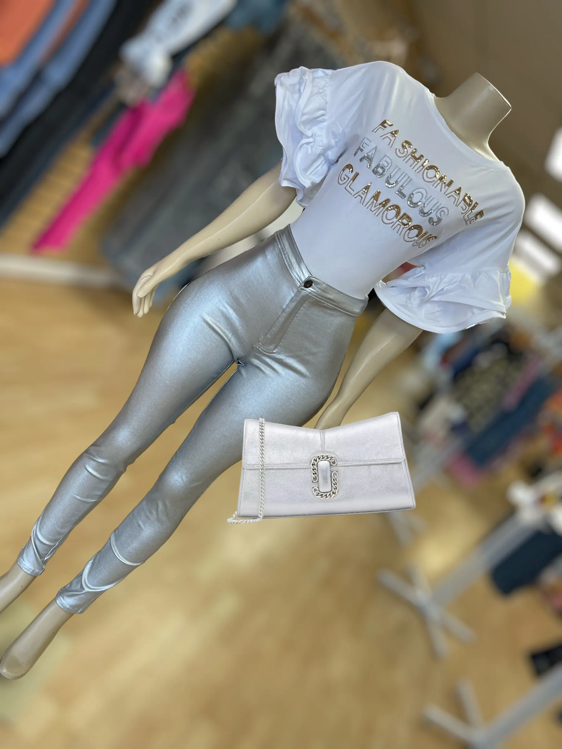 be the Fashionable YOU ( WHITE)