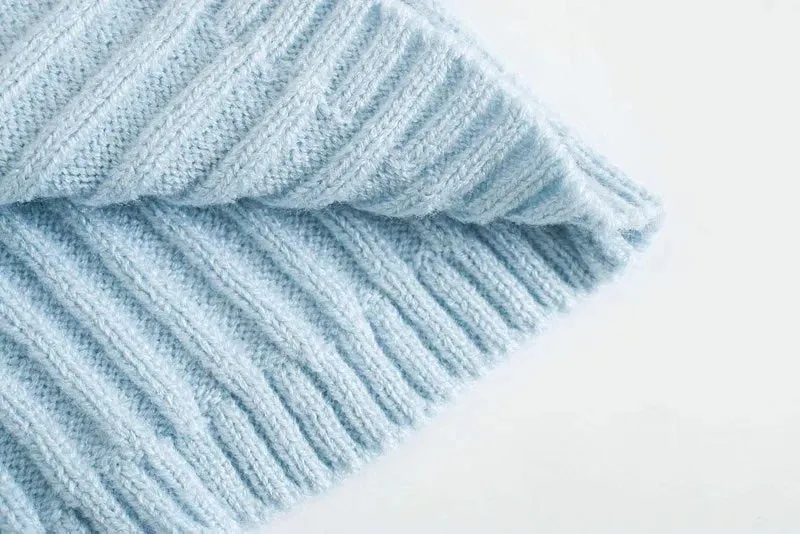 CROPPED KNIT TOP