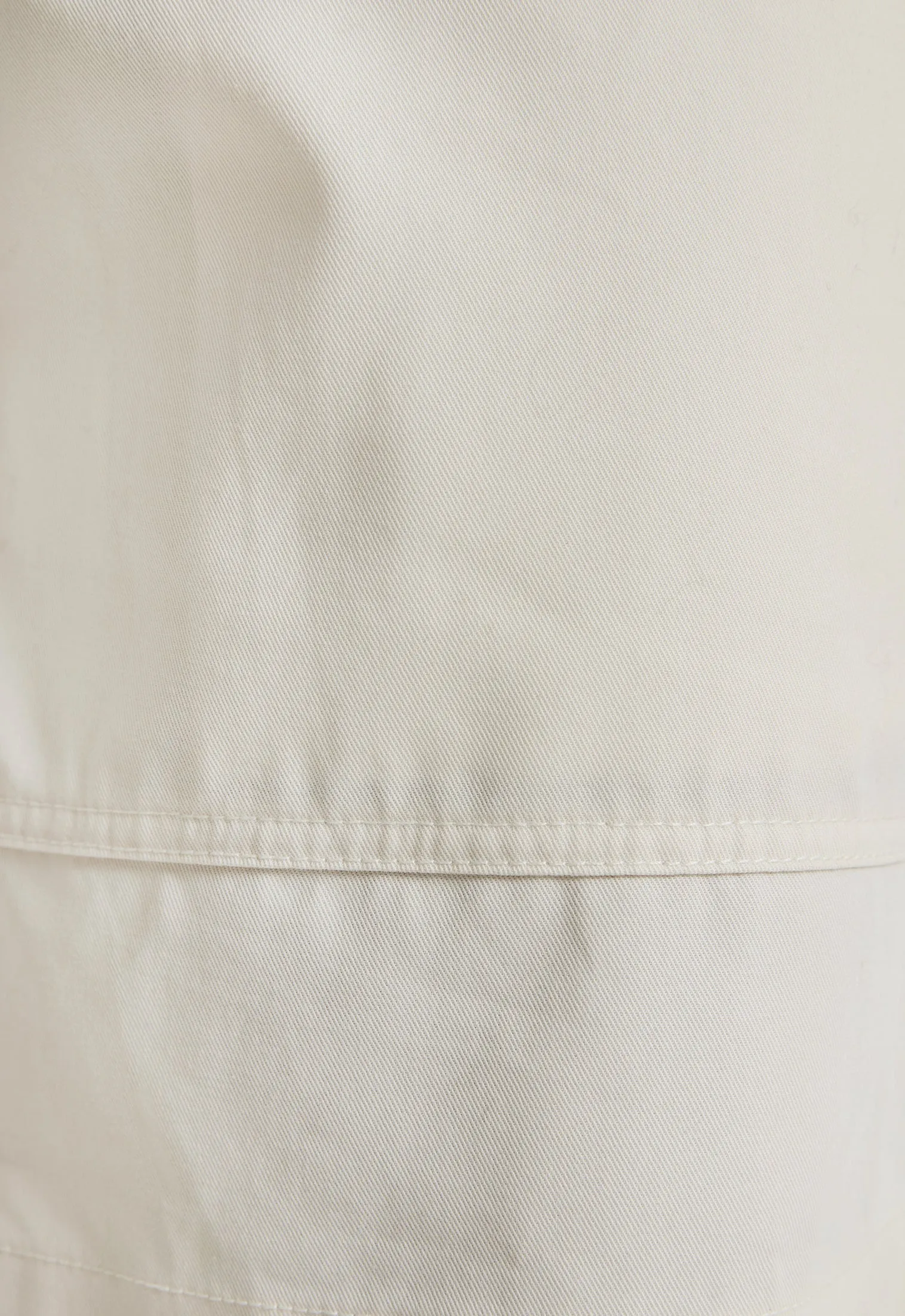 Edon Cotton Twill Short - Off White