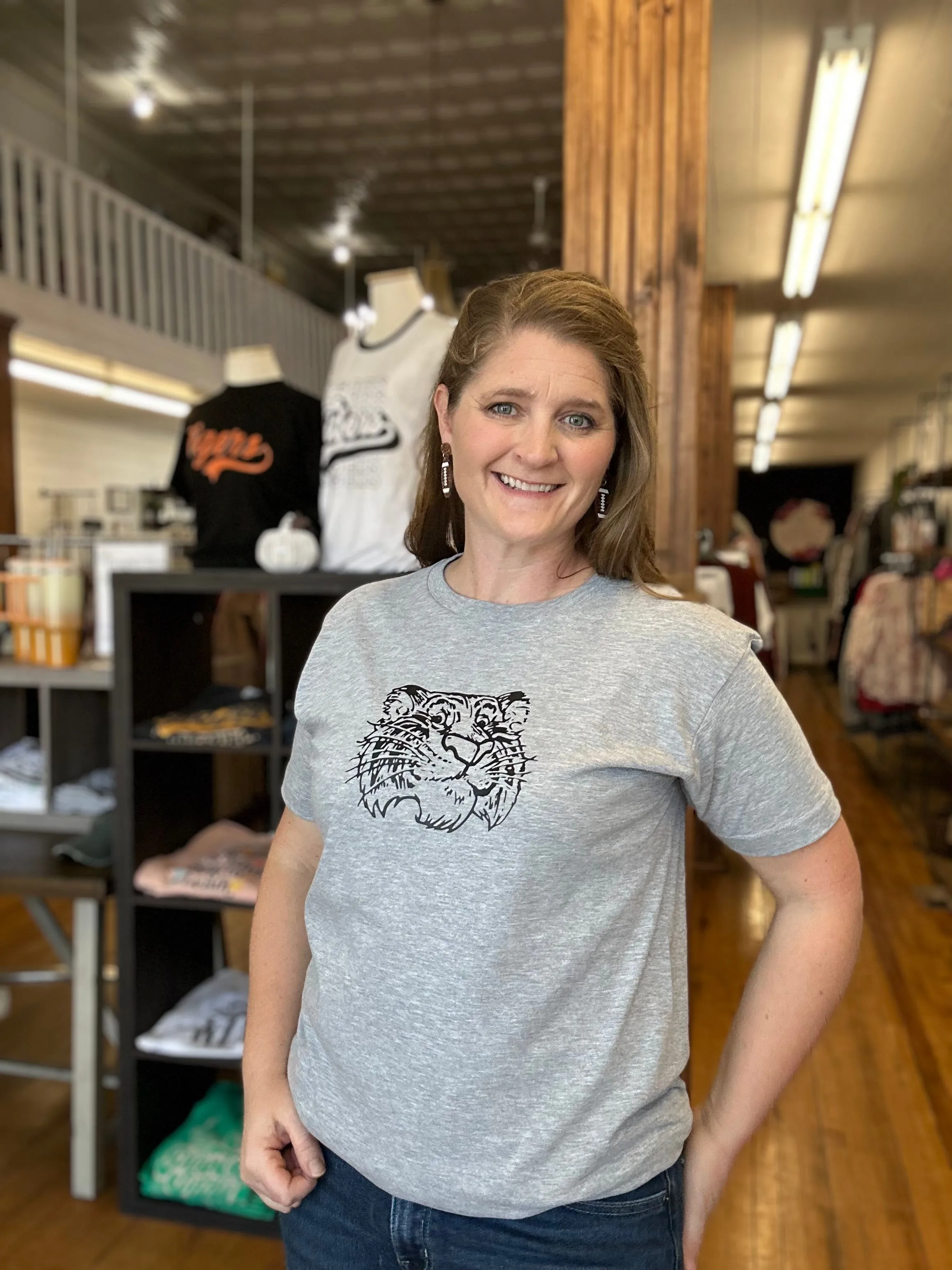 Gray Tee With Tiger Head Graphic
