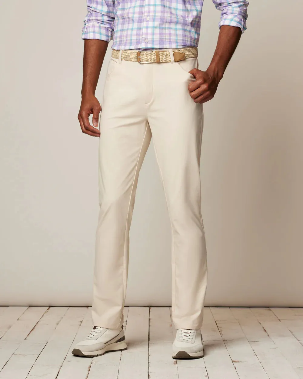 Johnnie-O Osprey Cotton Blend Performance Pant in Stone