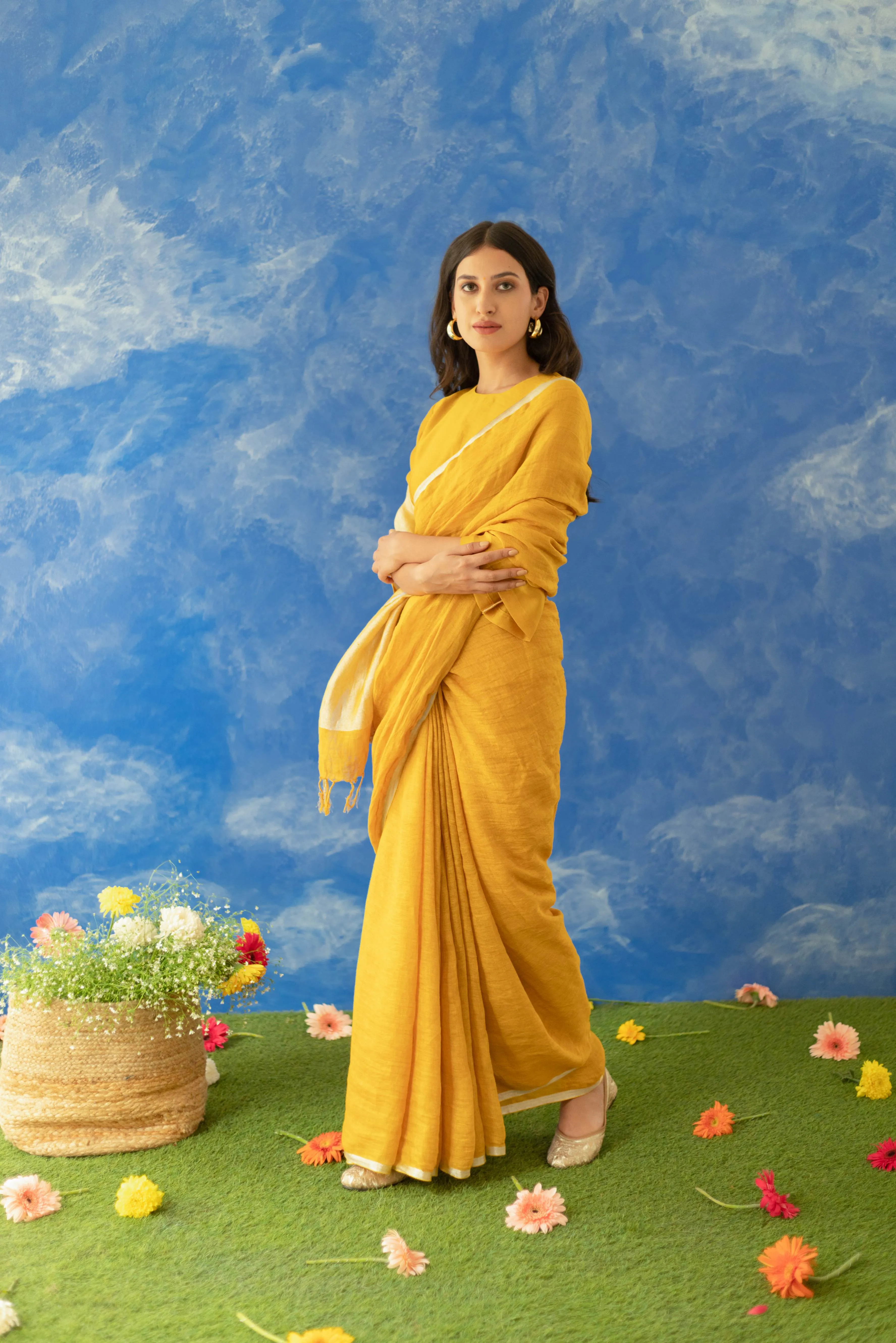 Nakshar Linen Sari