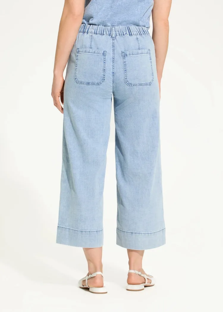 Pull-On Wide Crop Trouser