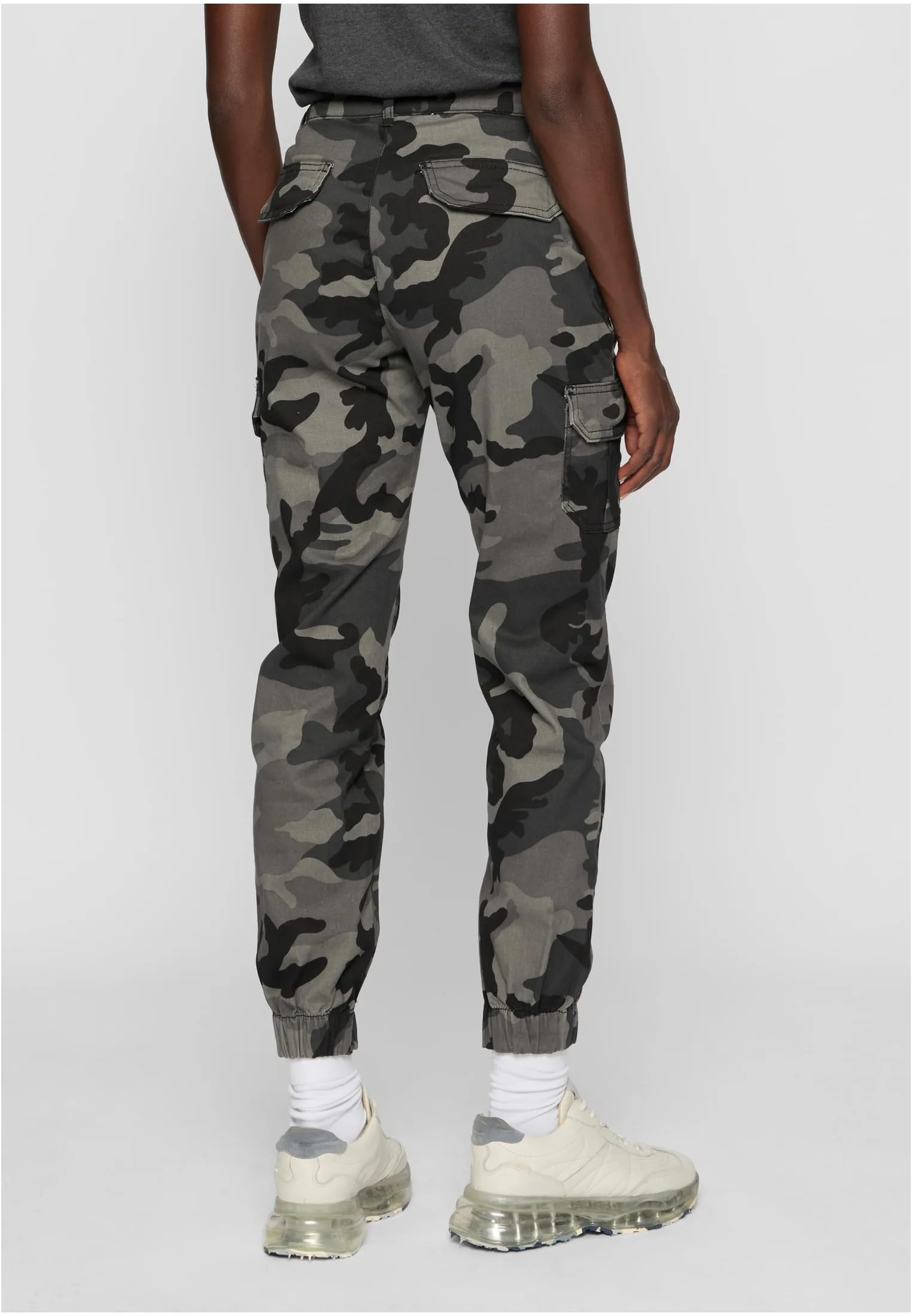 UC High Waist Camo Cargo Pants