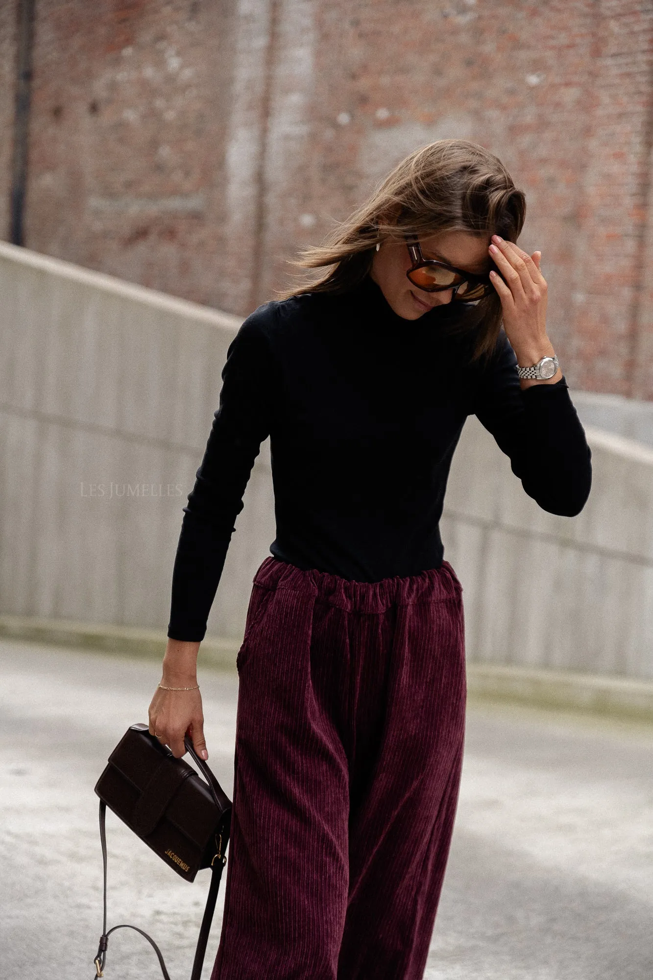 VIJolini roll neck LS top black beauty